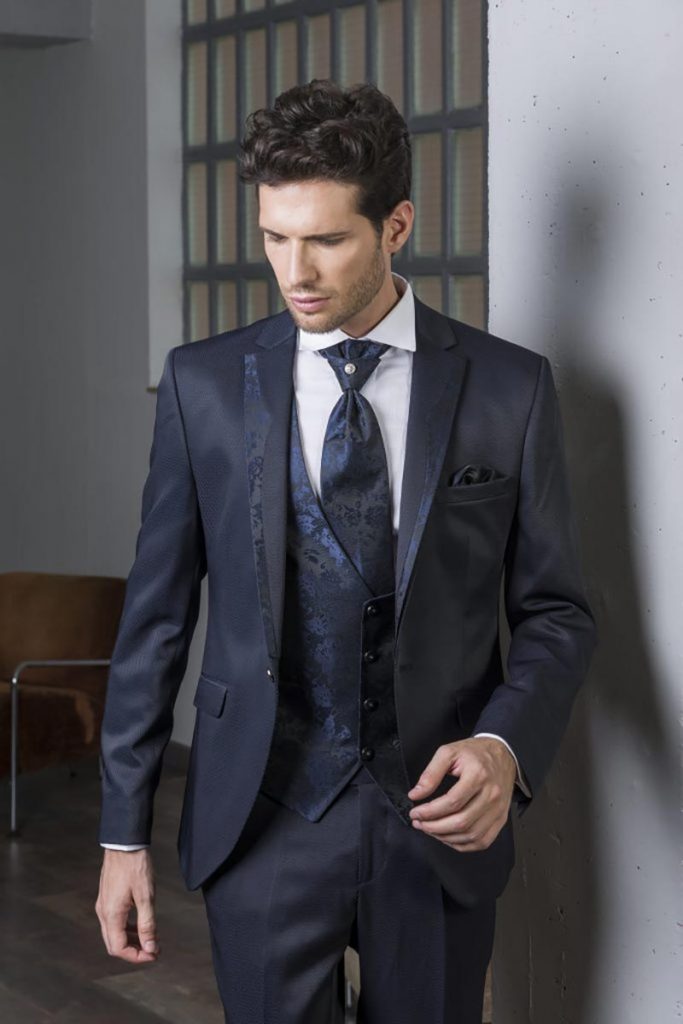 M144-BL-683x1024-oki